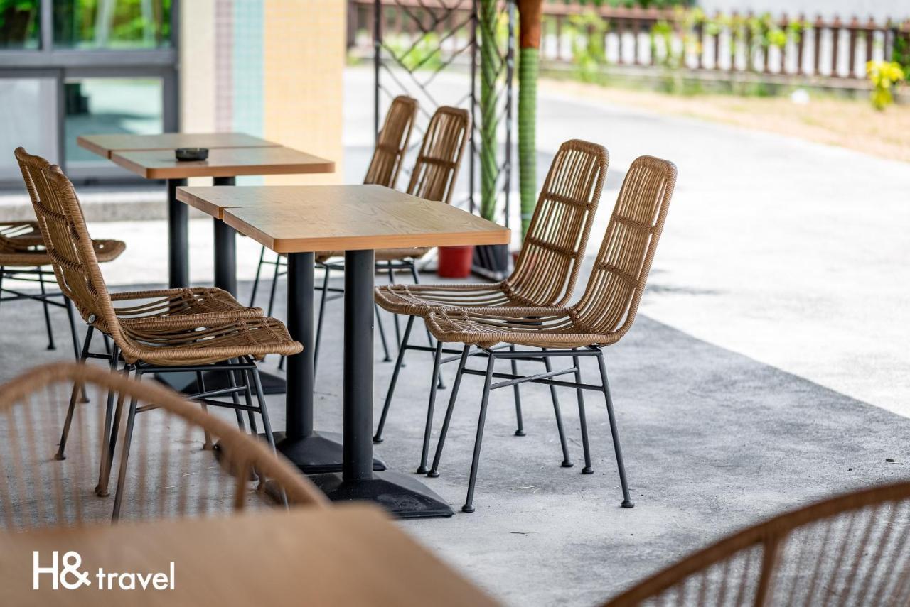 Taitung Rainbow Pet Friendly Maison Resort Esterno foto