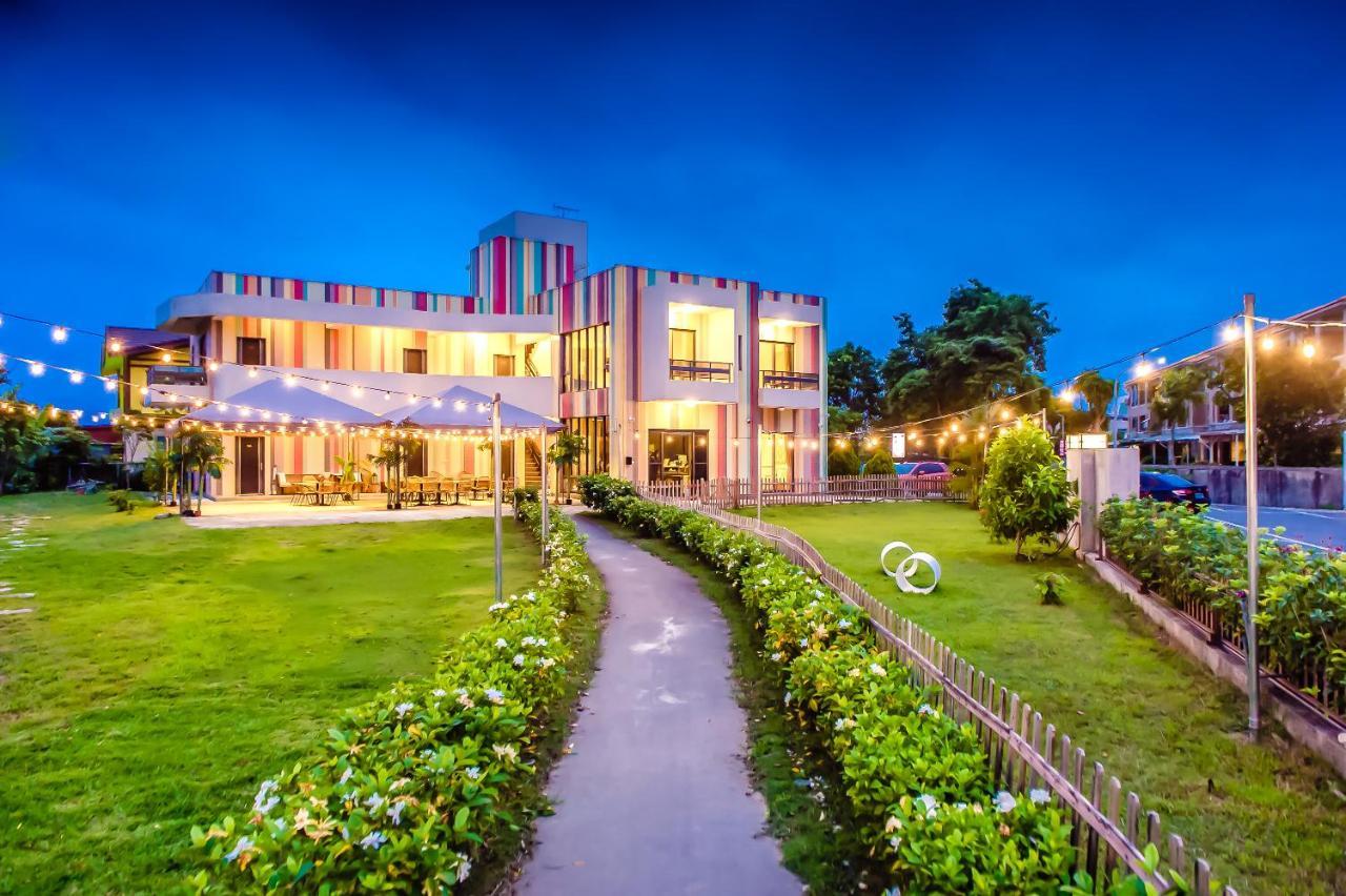 Taitung Rainbow Pet Friendly Maison Resort Esterno foto